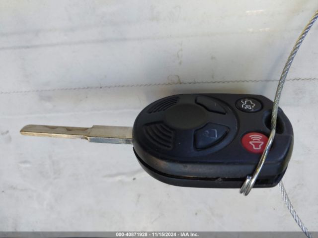 1FADP3F20JL304197 Ford FOCUS SE