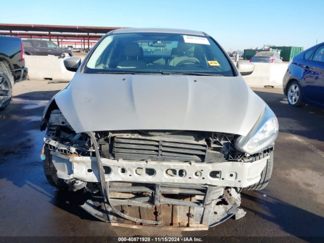 1FADP3F20JL304197 Ford FOCUS SE