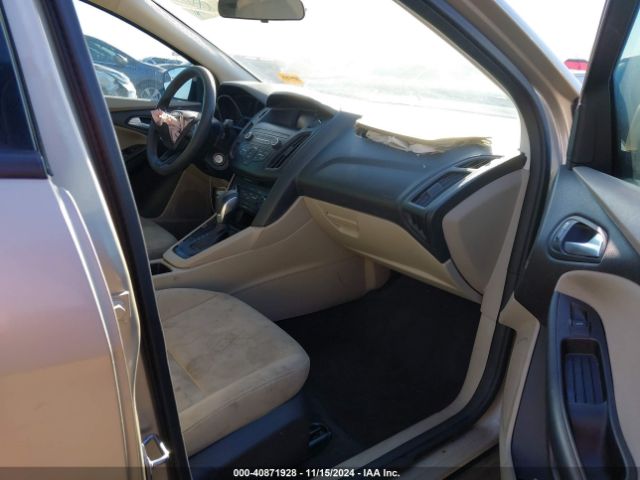 1FADP3F20JL304197 Ford FOCUS SE