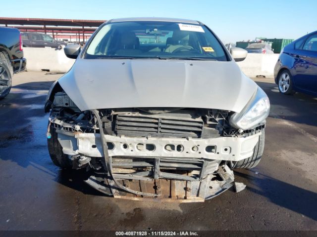 1FADP3F20JL304197 Ford FOCUS SE
