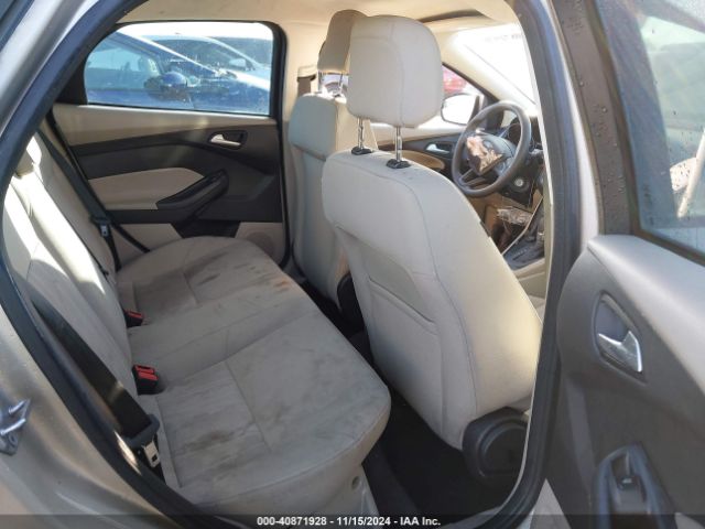 1FADP3F20JL304197 Ford FOCUS SE
