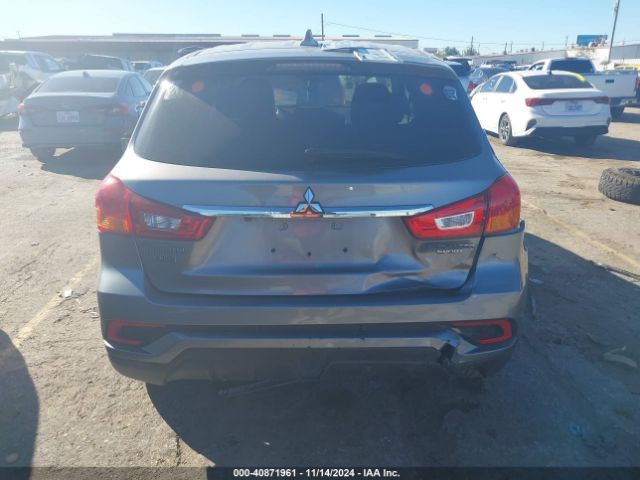 JA4AP3AU8KU024717 Mitsubishi Outlander Sport 2.0 Le