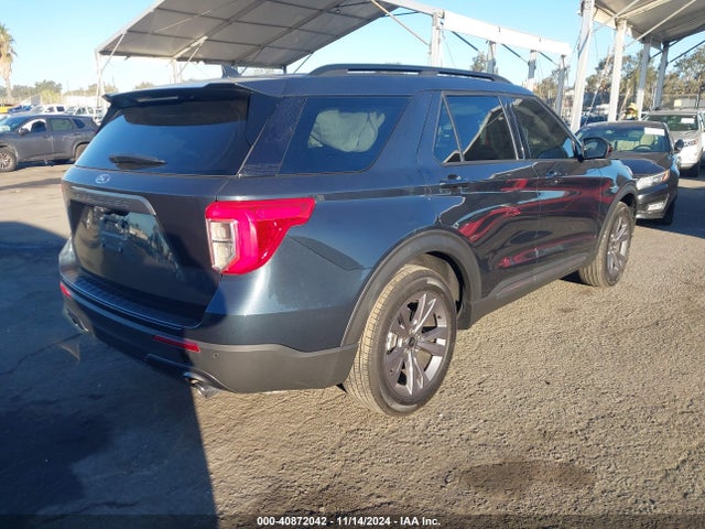 Ford EXPLORER XLT 2023 1FMSK7DH7PGB87567 Image 4