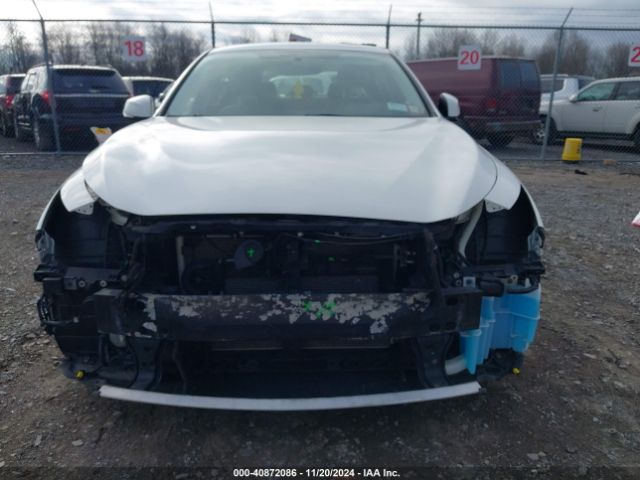 JN1EV7AR8JM445726 Infiniti Q50 3.0t Luxe