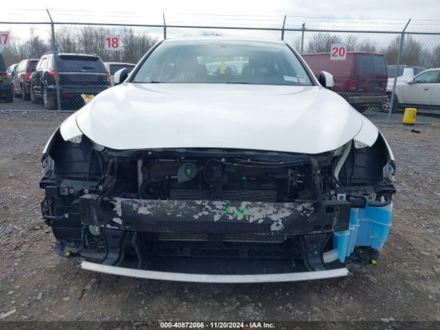 JN1EV7AR8JM445726 Infiniti Q50 3.0t Luxe