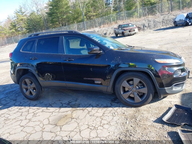 1C4PJMCB2GW246930 Jeep Cherokee 75th Anniversary