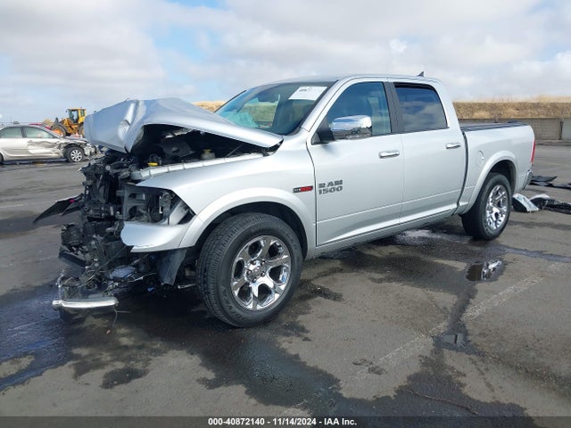 1C6RR7NM0JS254404 RAM 1500 Laramie  4x4 5'7 Box