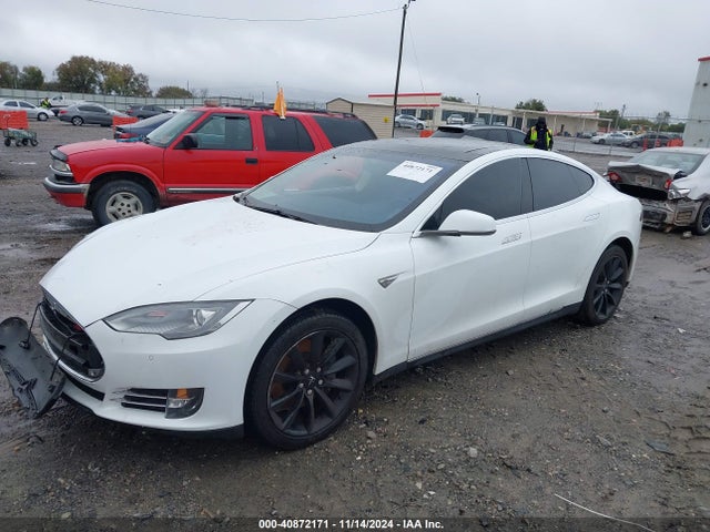 2013 TESLA MODEL S 5YJSA1DP2DFP25030 Photo 1