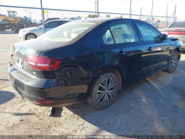 3VWB67AJ5JM203520 Volkswagen Jetta 1.4t Se/1.4t Wolfsburg Edition