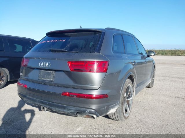WA1VAAF76KD032924 Audi Q7 55 Premium