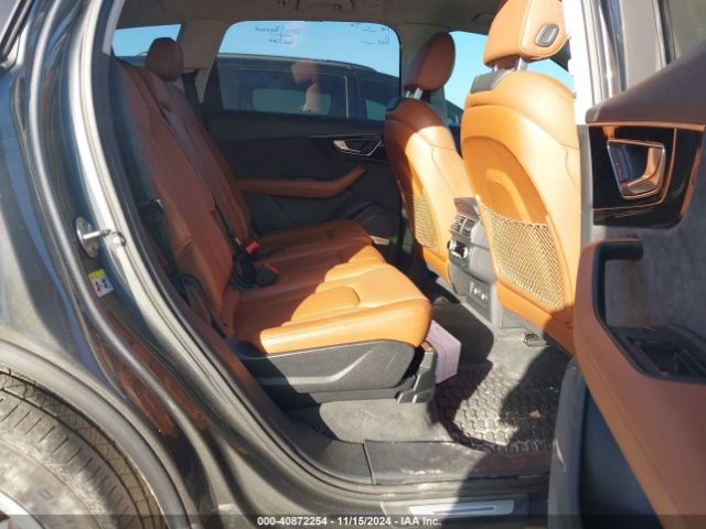WA1VAAF76KD032924 Audi Q7 55 Premium