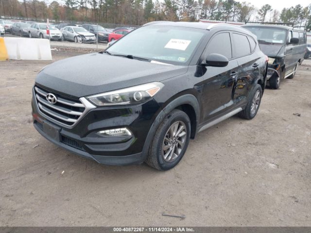 KM8J3CA49HU446422 Hyundai TUCSON SE