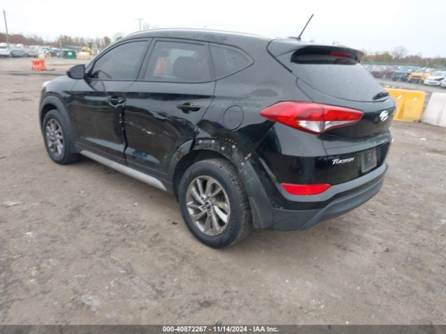 KM8J3CA49HU446422 Hyundai TUCSON SE