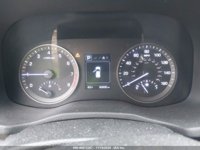 KM8J3CA49HU446422 Hyundai TUCSON SE