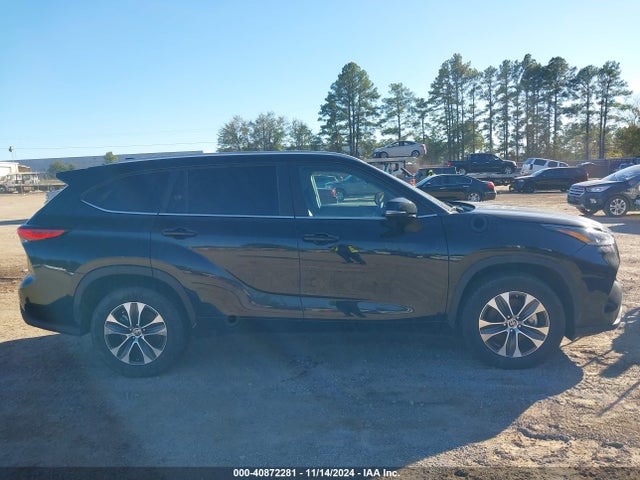 Toyota Highlander Xle 2023 5TDKDRAH9PS038629 Image 14