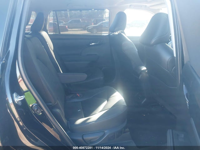 Toyota Highlander Xle 2023 5TDKDRAH9PS038629 Image 8