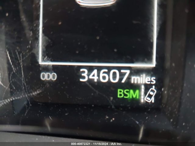 JTMWFREV0JJ728740 Toyota Rav4 Adventure/xle