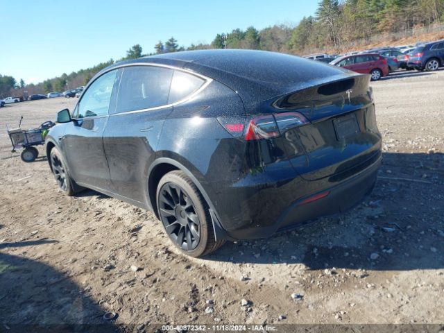 7SAYGAEE1NF467559 Tesla Model Y Long Range Dual Motor All-wheel Drive