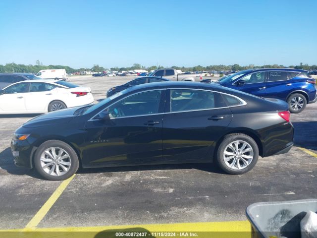 1G1ZD5STXSF121885 Chevrolet Malibu Fwd 1lt
