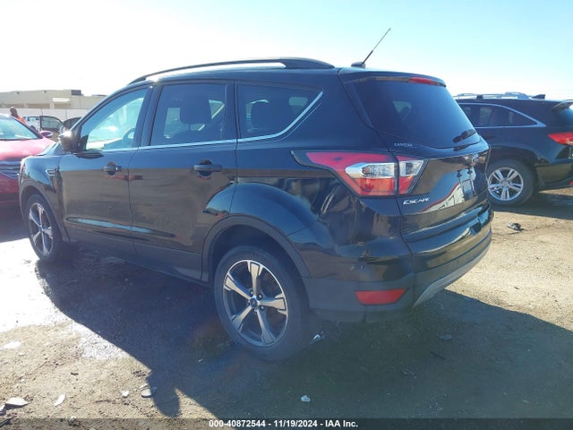 1FMCU9GDXHUB08186 Ford ESCAPE SE