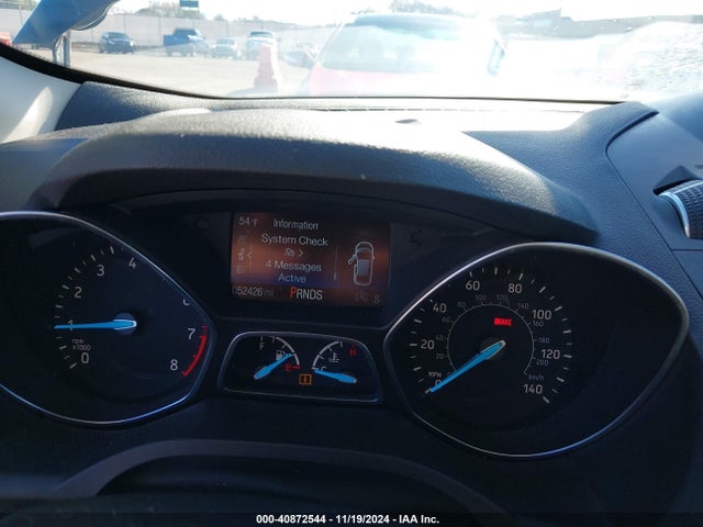 1FMCU9GDXHUB08186 Ford ESCAPE SE