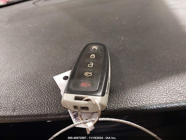 1FAHP2H8XGG122764 Ford TAURUS SEL