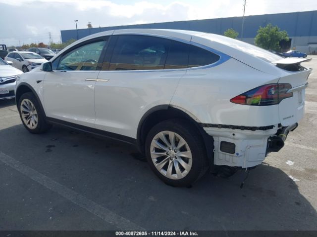 5YJXCAE29JF111977 Tesla Model X 100d/75d/p100d
