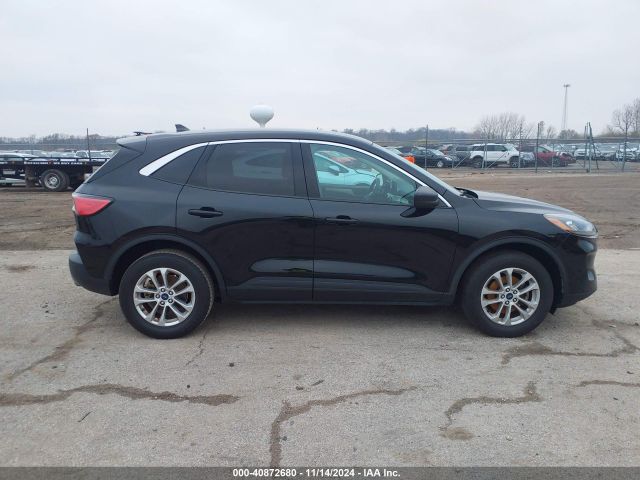 1FMCU9G67NUB33379 Ford ESCAPE SE
