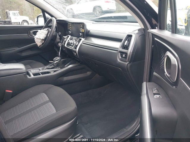KIA SORENTO LX 2022 5XYRG4LCXNG097659 Image 5
