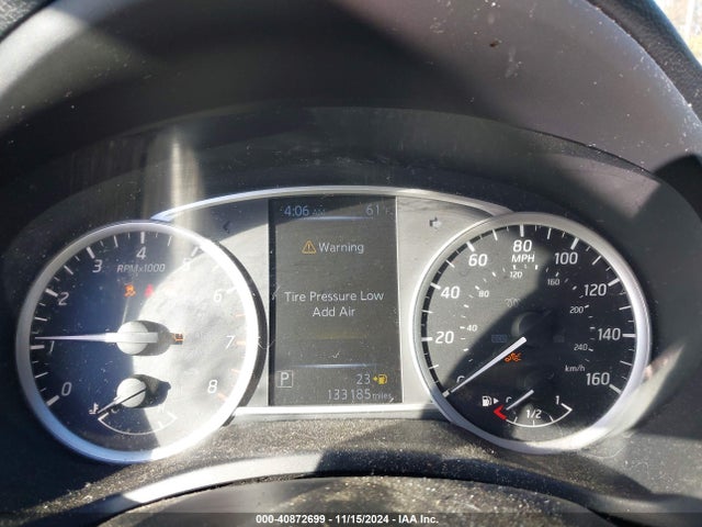 2018 Nissan Sentra Sv მანქანა იყიდება აუქციონზე, vin: 3N1AB7AP2JL661636, აუქციონის ნომერი: 40872699