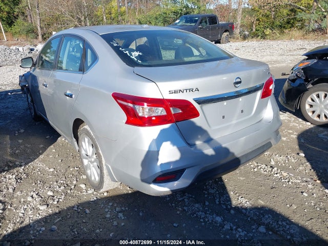 2018 Nissan Sentra Sv მანქანა იყიდება აუქციონზე, vin: 3N1AB7AP2JL661636, აუქციონის ნომერი: 40872699