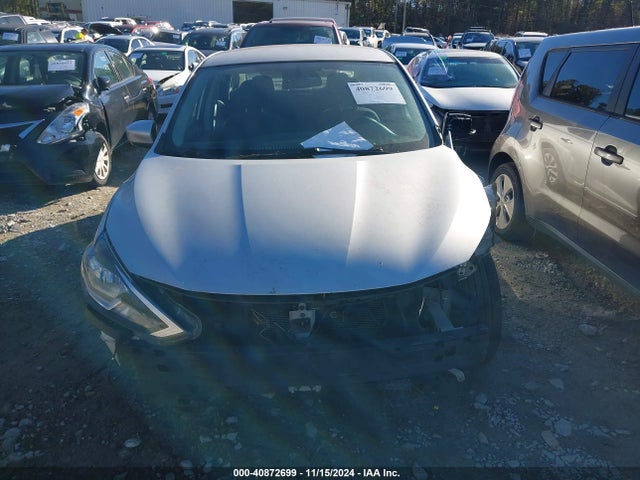 2018 Nissan Sentra Sv მანქანა იყიდება აუქციონზე, vin: 3N1AB7AP2JL661636, აუქციონის ნომერი: 40872699