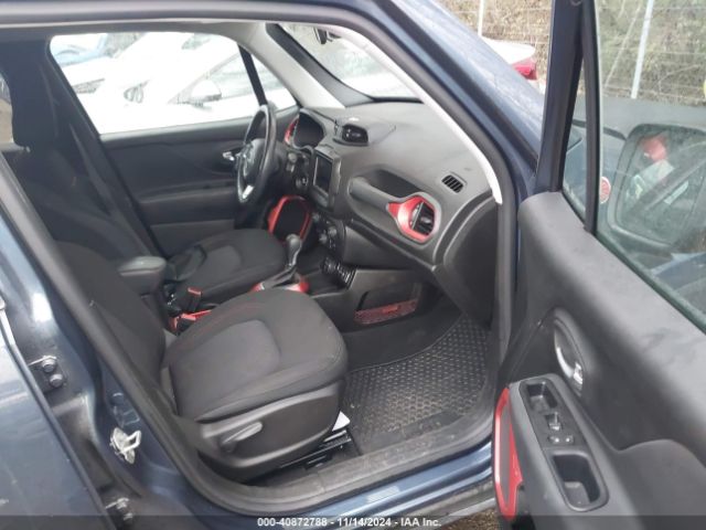 ZACNJBC13LPL92230 Jeep Renegade Trailhawk 4x4