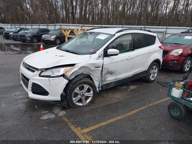 Ford ESCAPE SE 2016 1FMCU9GX5GUA65918 Image 2