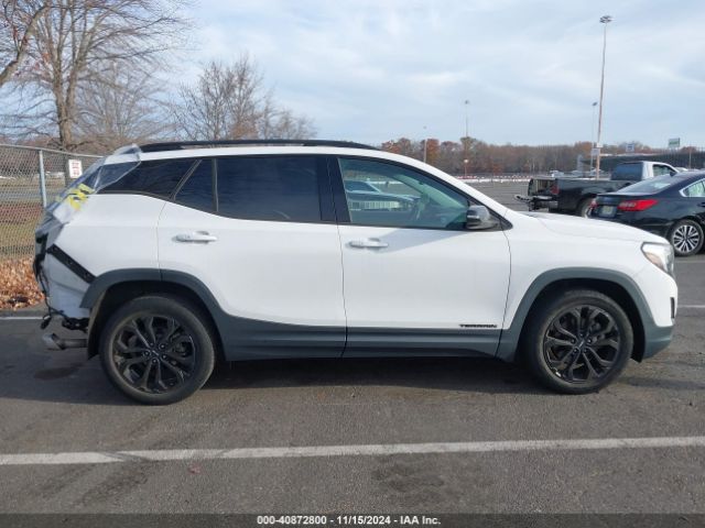 3GKALVEX2KL215372 GMC Terrain Slt