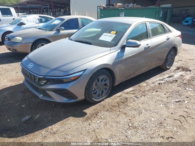 Hyundai ELANTRA SEL 2024 KMHLM4DG8RU747802 Image 2