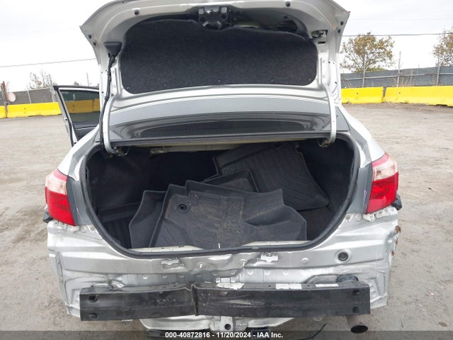 Продаж на аукціоні авто 2019 Toyota Corolla Le, vin: 5YFBURHE5KP941292, номер лоту: 40872816