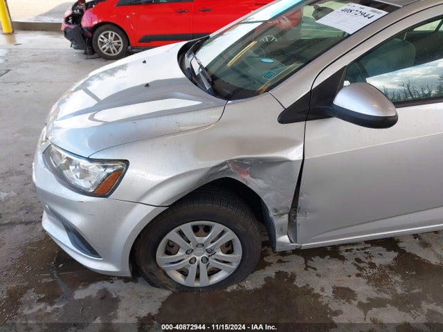 Chevrolet Sonic Ls Auto 2018 1G1JB5SH5J4117333 Image 6