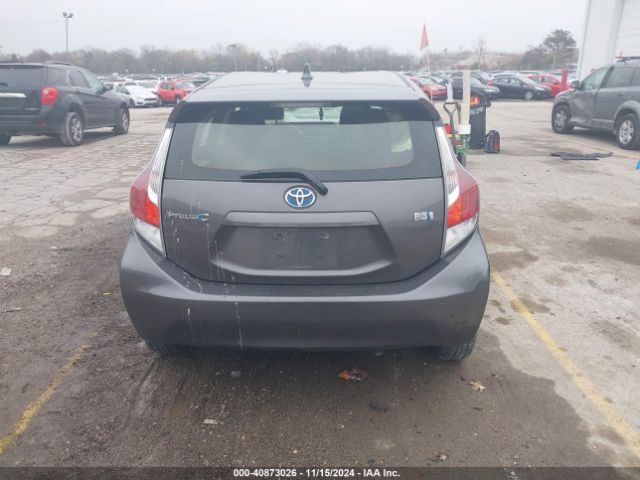 JTDKDTB37F1575561 Toyota Prius C Two