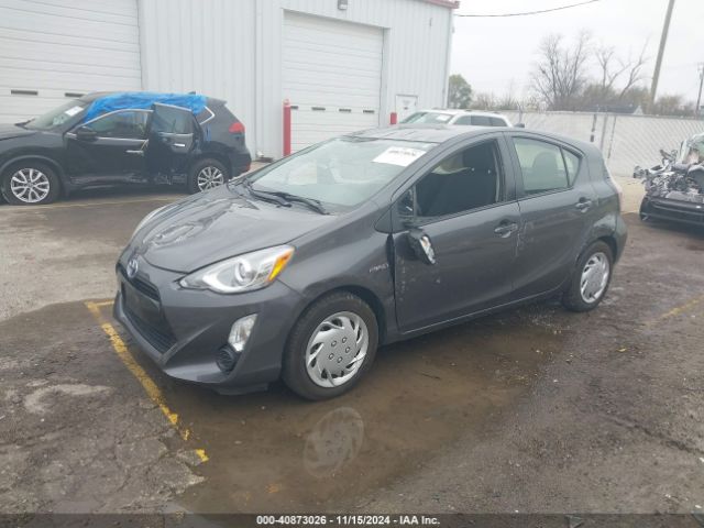 JTDKDTB37F1575561 Toyota Prius C Two