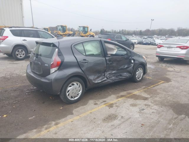 JTDKDTB37F1575561 Toyota Prius C Two