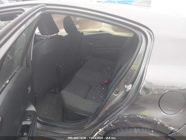 JTDKDTB37F1575561 Toyota Prius C Two