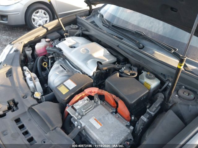 JTHBW1GG4F2091561 Lexus ES 300H