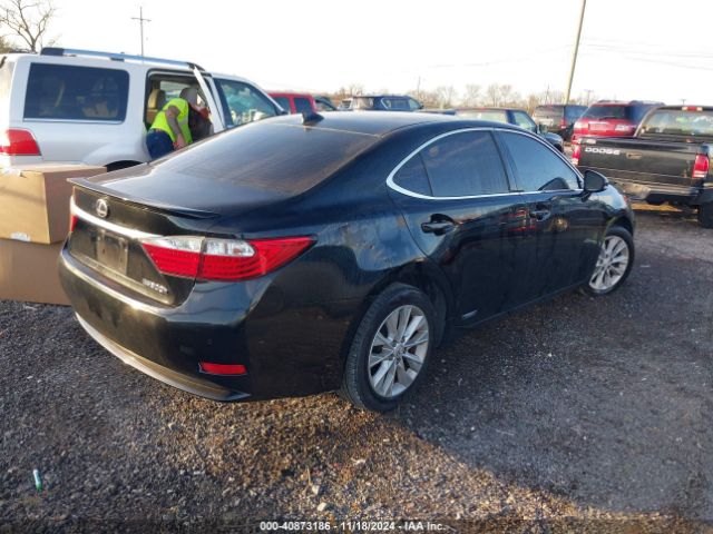 JTHBW1GG4F2091561 Lexus ES 300H