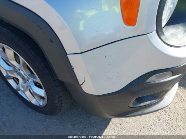 ZACCJABB9JPG92723 Jeep Renegade Latitude Fwd