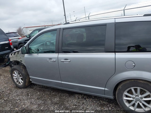 2C4RDGCGXJR266517 Dodge Grand Caravan Sxt