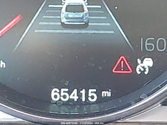 YV4902RD5F2593888 Volvo Xc60 T6 Platinum