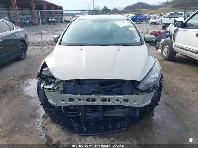Ford FOCUS SE 2016 1FADP3FE9GL237327 Image 13