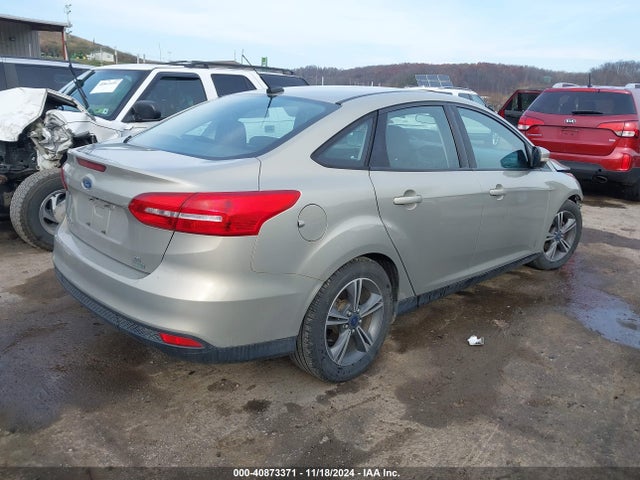 Ford FOCUS SE 2016 1FADP3FE9GL237327 Image 4