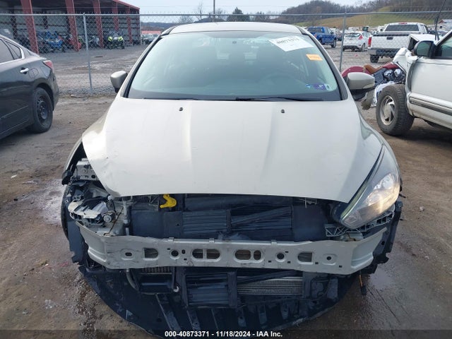 Ford FOCUS SE 2016 1FADP3FE9GL237327 Image 6